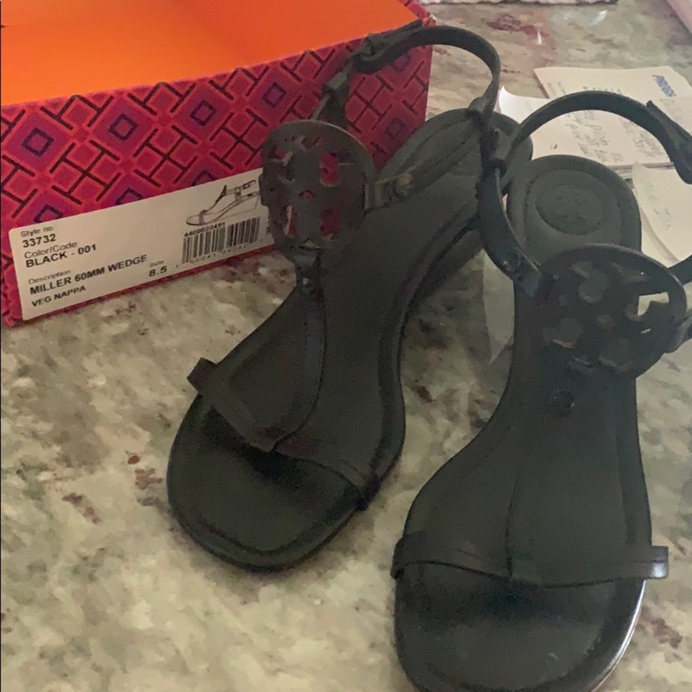 Tory Burch black Miller Wedge 8.5